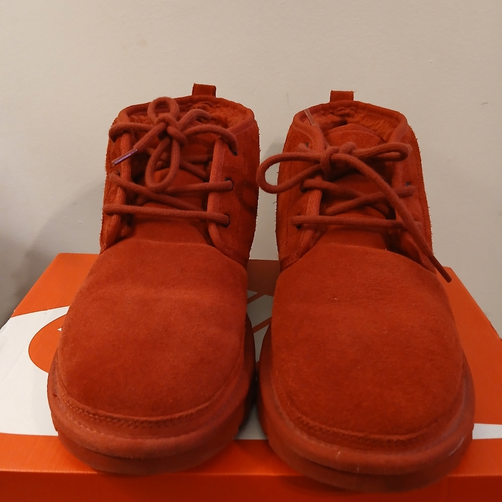 Ugg